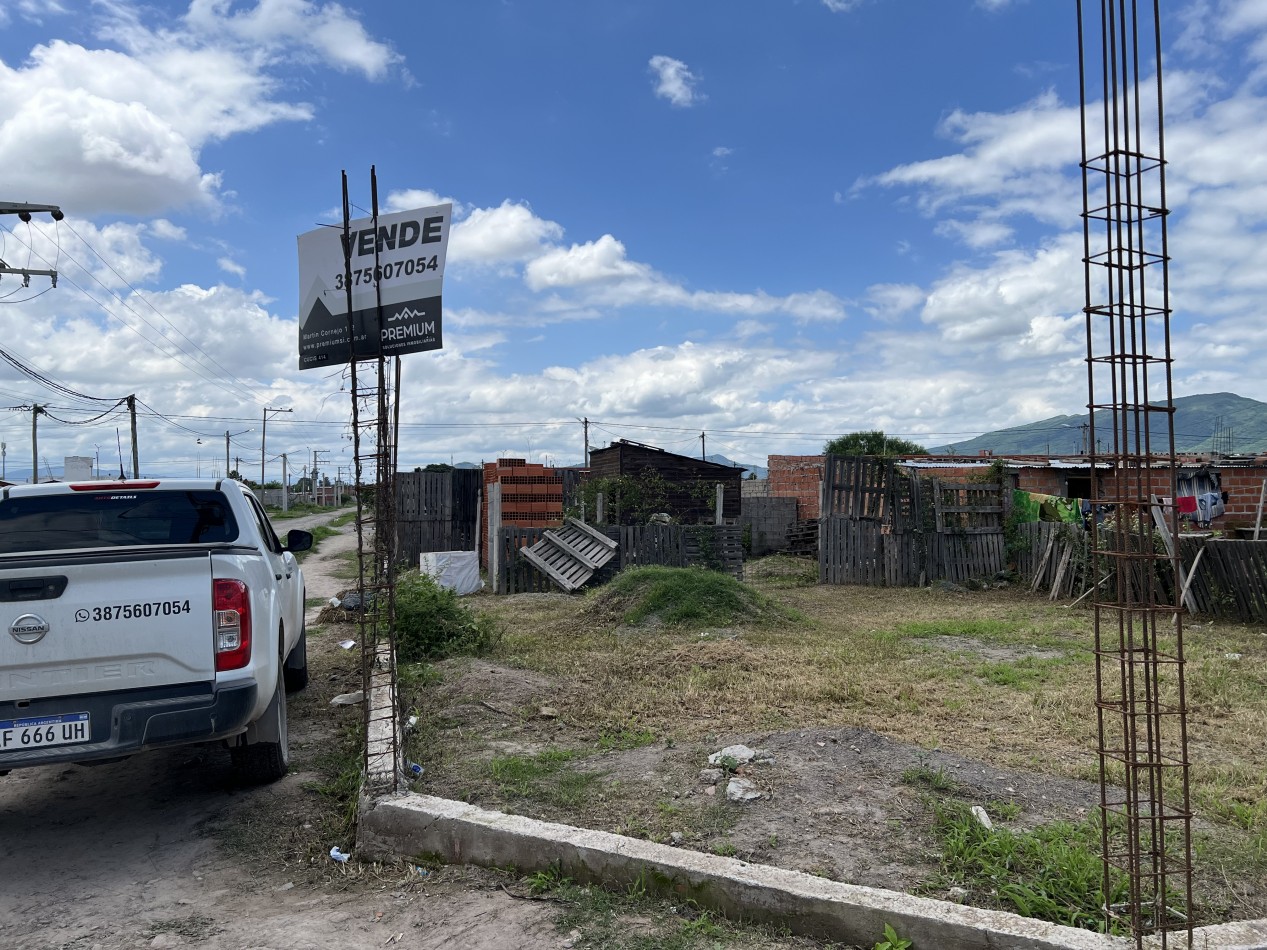 Terreno en Venta - Barrio los Paraisos - Camino a la Isla - Cerrillos