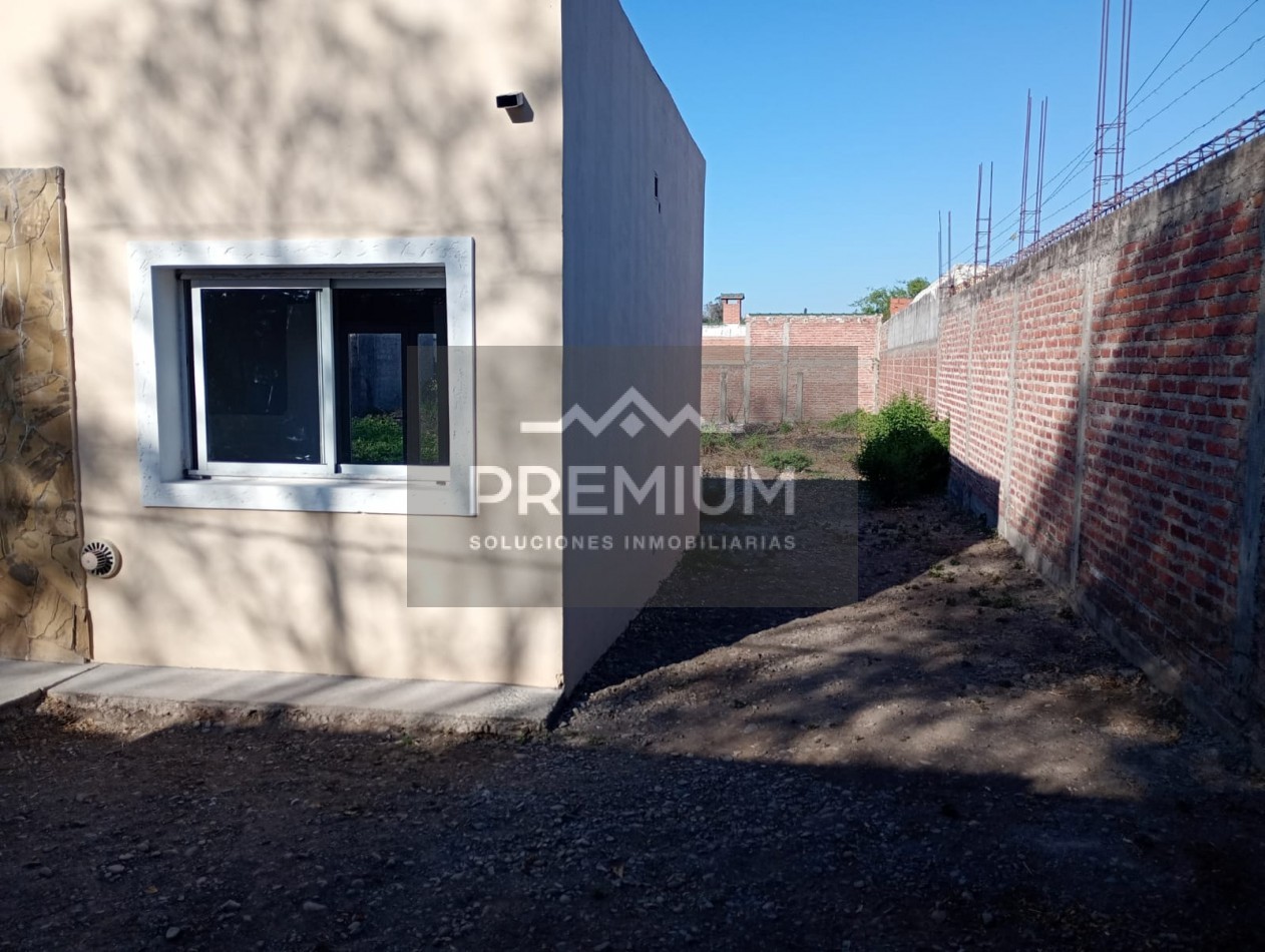 CASA EN VENTA EN SAN LUIS 4 DORMITORIOS 