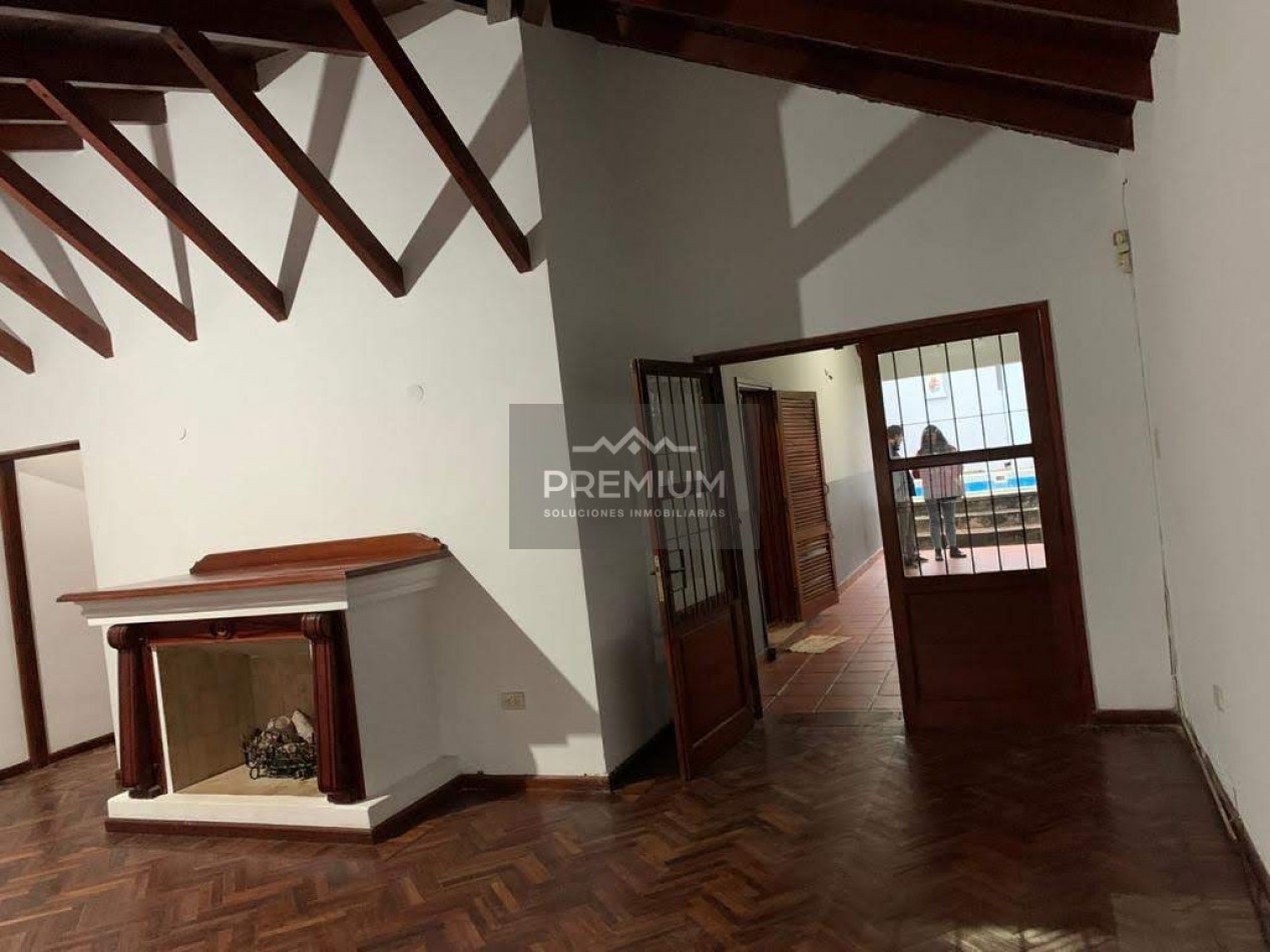 CASA EN VENTA SAN LORENZO